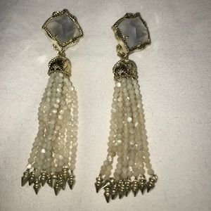 Kendra Scott earrings! ♡